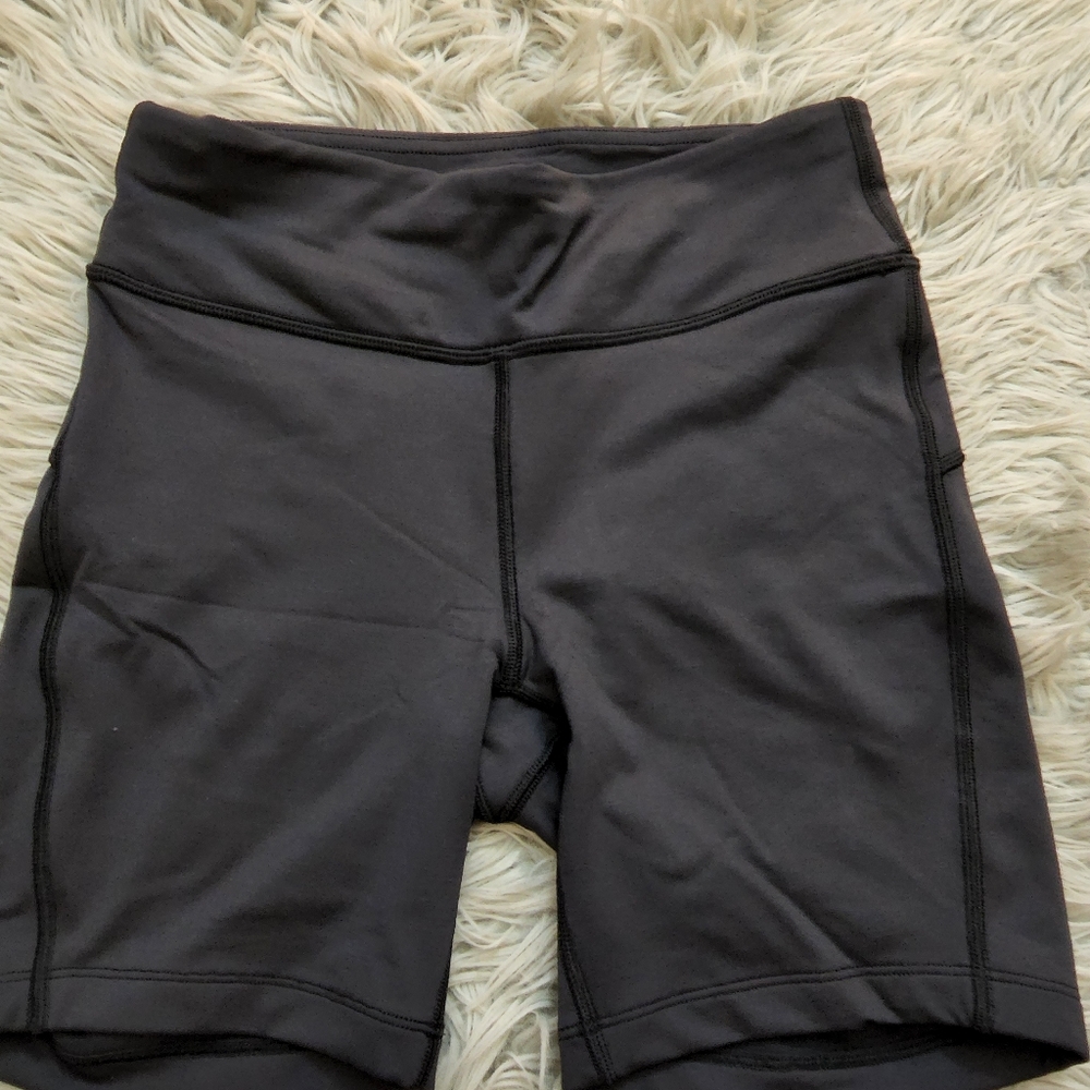 outdoor voices small move free 6" short